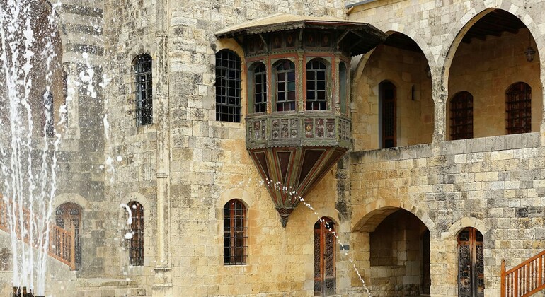 Walking Free Tour in Emirs Town Provided by Dana