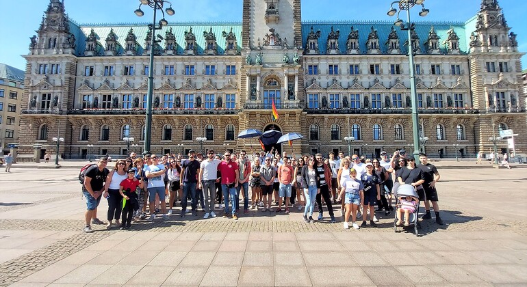 Hamburg Center Autentico Tour gratuito in spagnolo: Gli ombrelli blu Fornito da Hamburgo a pie