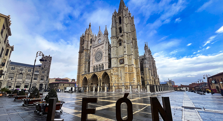 Free Rollerblading Tour of León's Historic Center Spain &mdash; #6