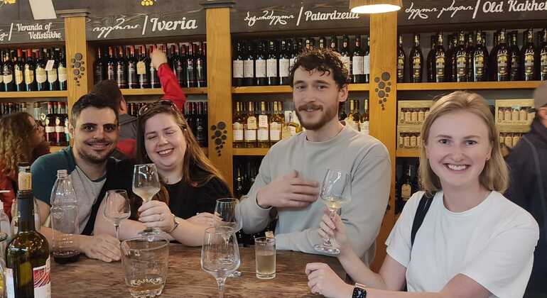 batumi-through-time-free-walking-tour-georgian-wine-tasting-en-7