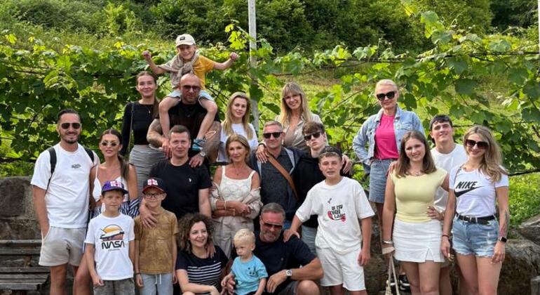 batumi-through-time-free-walking-tour-georgian-wine-tasting-en-15