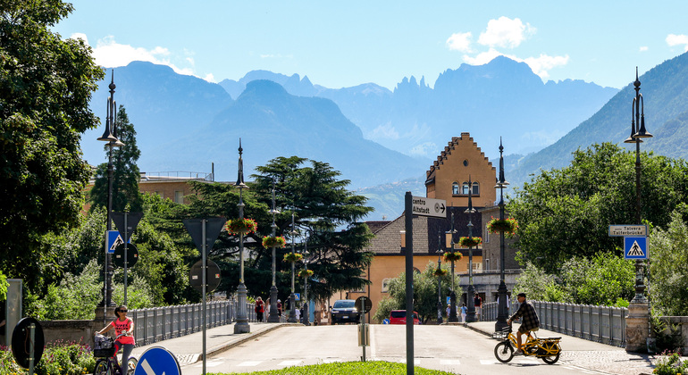 Recorrido histórico por el casco antiguo de Bolzano y sus alrededores