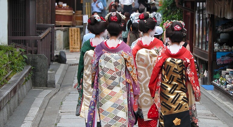 Kyoto: Nishiki Food Market & Hidden Local Spots Walking Tour Japan &mdash; #10