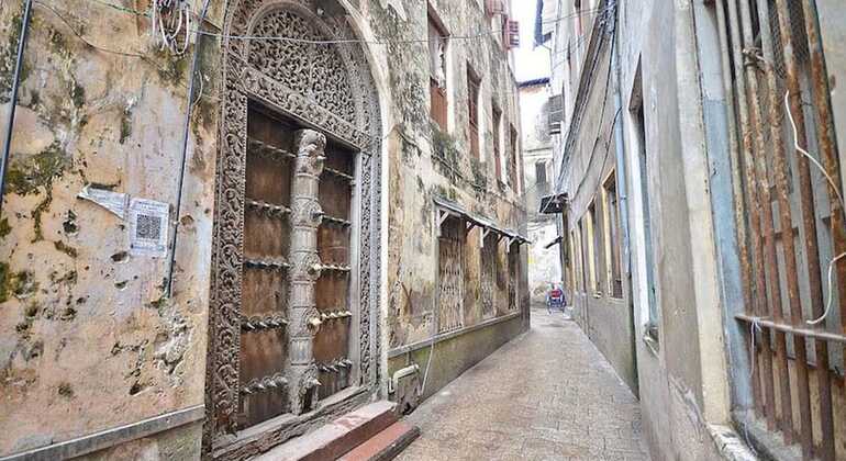 Stone Town Walking Tour with Local Markets Tanzania &mdash; #10