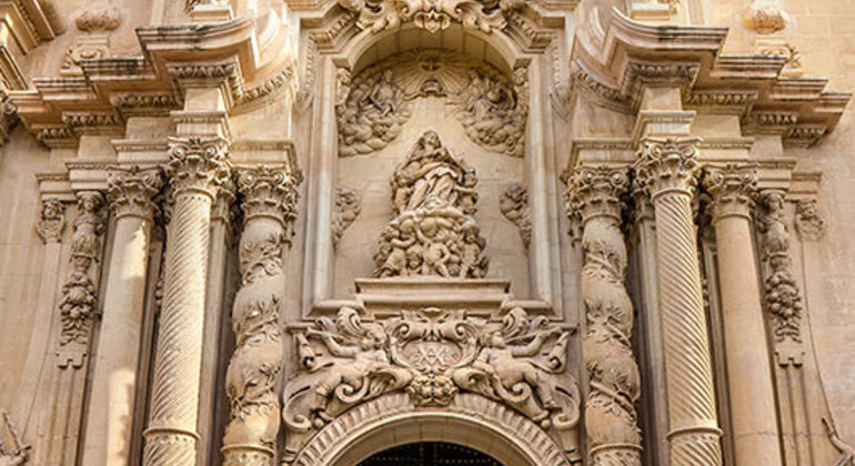 Elx en Festes: A Tour of Elche Focused on the Festivals Provided by Cápsula Cultura