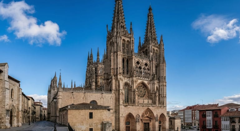 Visita Guiada Gratuita à Burgos Monumental: A Visita a Não Perder Organizado por openFreeTour