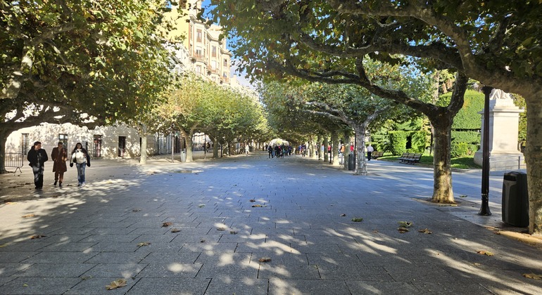 free-tour-of-burgoss-historic-sites-the-must-see-tour-es-4