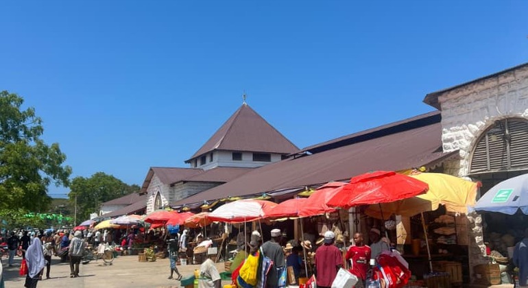 Tour guidato privato a piedi alla scoperta della storia nascosta di Stone Town Tanzania &mdash; #11