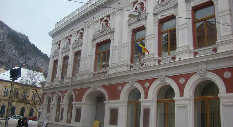 Recorrido a pie por Brașov: historia, miradores y vida local Rumania &mdash; #2