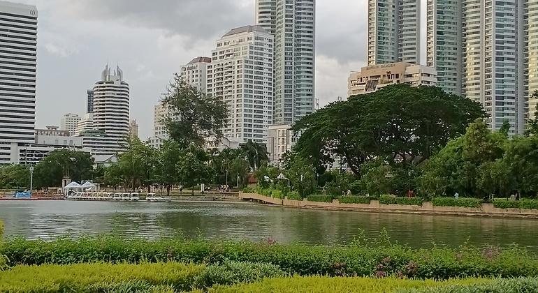 Passeggiata al tramonto a Bangkok: il lato verde e vivace di Asok e Sukhumvit Tailandia &mdash; #7