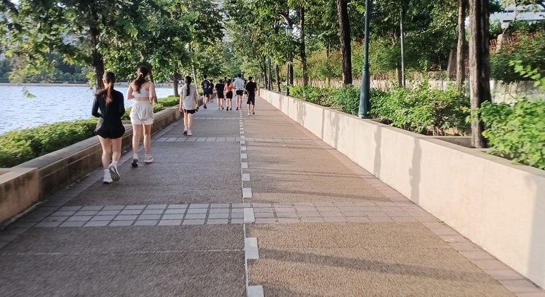 Passeggiata al tramonto a Bangkok: il lato verde e vivace di Asok e Sukhumvit Tailandia &mdash; #14