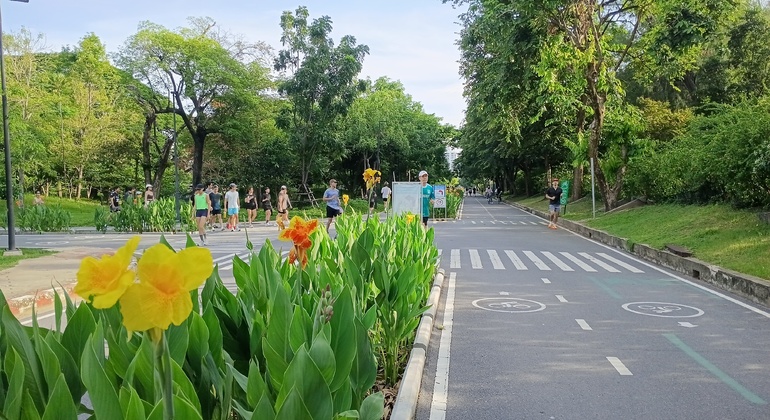 Passeggiata al tramonto a Bangkok: il lato verde e vivace di Asok e Sukhumvit Tailandia &mdash; #40
