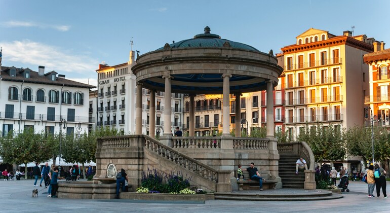 Tour of Pamplona & Tasting of Four Wines from Navarre