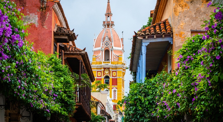 The Lost Emerald of Cartagena: Self Guided Exploration Game Colombia &mdash; #5