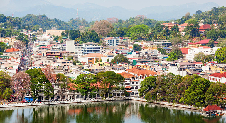 Visite de la ville de Kandy en tuk-tuk Sri Lanka &mdash; #7