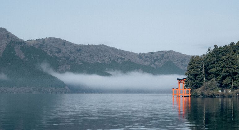 Mount Fuji & Hakone: Private Chauffered Day Tour from Tokyo Provided by Voya Explore