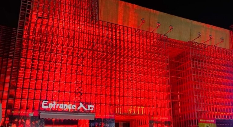 Bilhete para o emocionante espetáculo de acrobacias no Teatro Vermelho de Pequim Organizado por Guangzhou Zhiwoyou Travel Agency