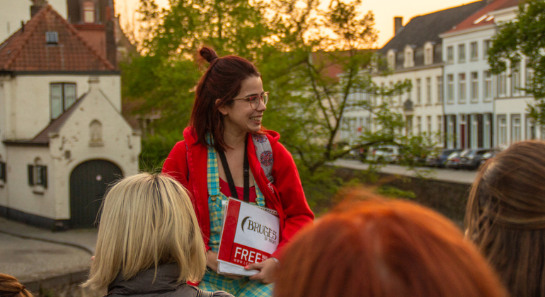 Evening Free Tour Bruges | Incl. Ticket 1+1 Beer + €3 Off Boat Tour Provided by Legends Free Walking Tours