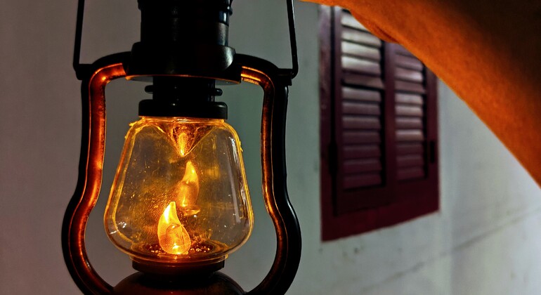 Susurros del Enclave: Visita guiada a pie gratuita «La noche más oscura de Chinatown» Singapur &mdash; #11