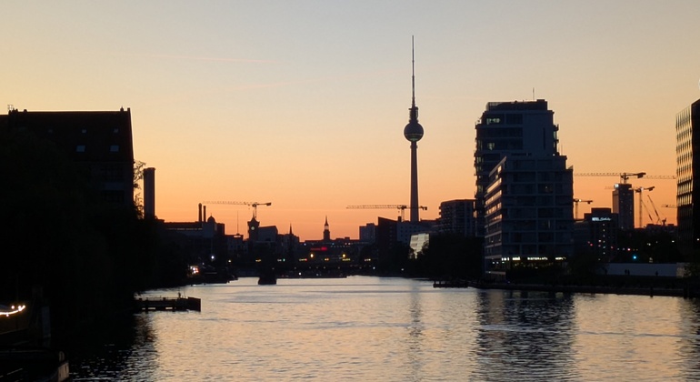 Alternative Berlin Street Art & Subculture Day Night Tour Germany &mdash; #6