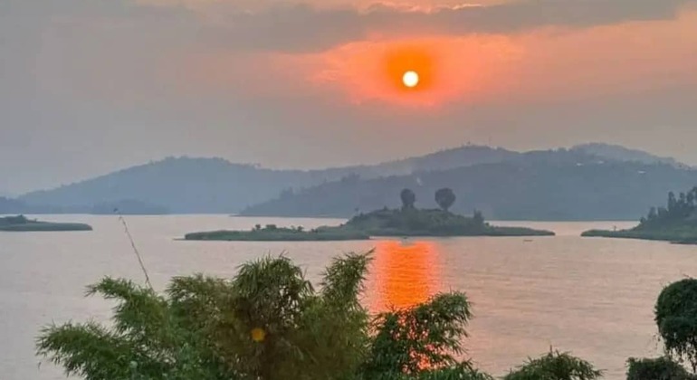 musanze-market-caves-mpenge-trails-and-isaac-waterfall-walk-1-en-3