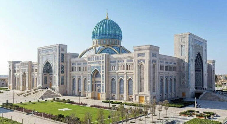 Walking Tour with a Local Guide & Metros in Tashkent Uzbekistan &mdash; #11
