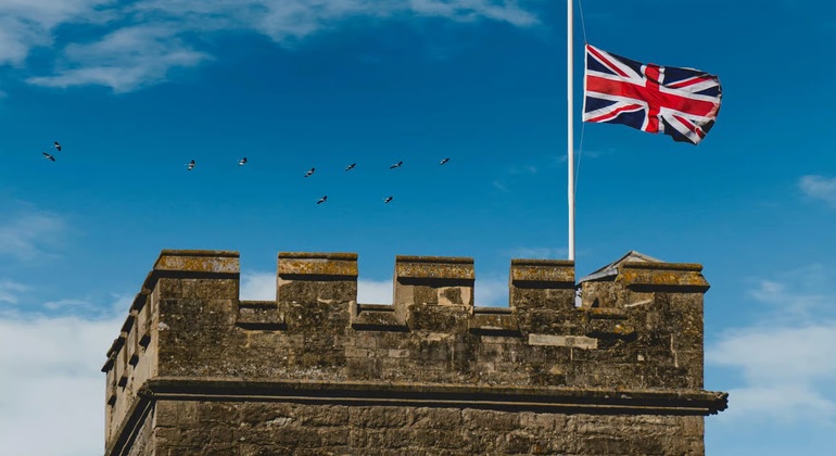 london-tower-hill-royal-stories-medieval-myths-tour-es-1