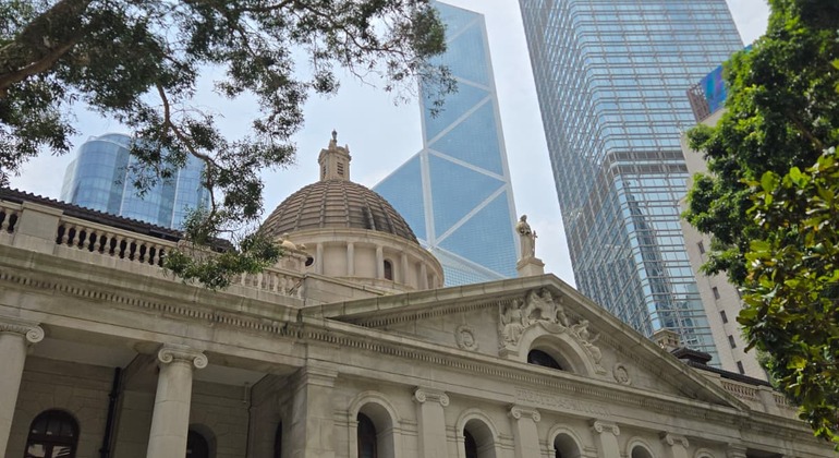hong-kong-free-tour-star-ferry-central-millions-dollars-view-es-5