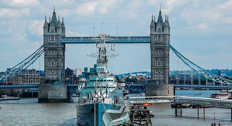 Tour gratuito intorno al Tamigi a Londra Fornito da Paseando por Europa S.L