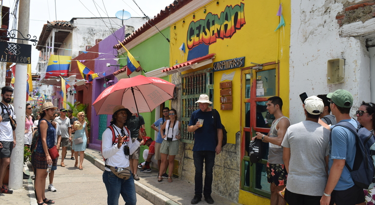 Visita completa y gratuita a pie por el distrito de Getsemani Operado por Beyond Colombia - Free Walking Tours
