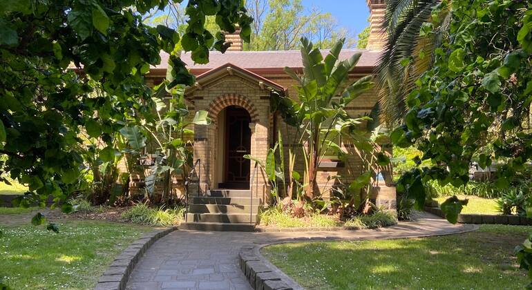 Melbourne's Fitzroy & Treasury Gardens: Self Guided Exploration Game Australia &mdash; #8