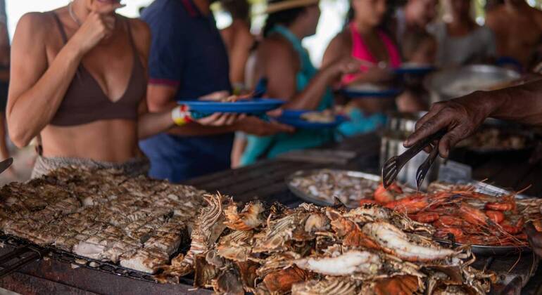 The Grand Safari Blue: Dhow Cruise, Seafood Feast & Island Discovery Tanzania &mdash; #14