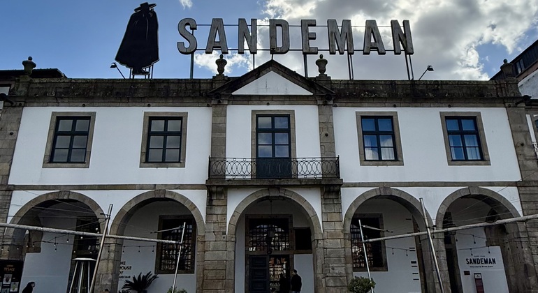 flavors-footsteps-of-vila-nova-de-gaia-a-free-walking-tour-en-4