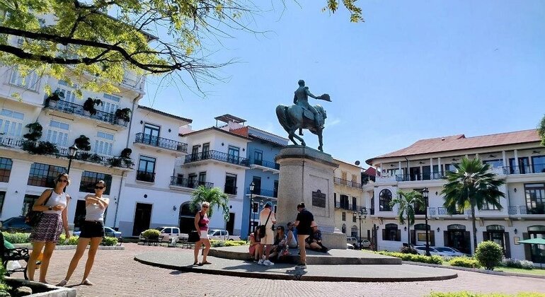 Casco Viejo Uncovered: History, Pirates & Secret Plazas Free Tour Panama &mdash; #5