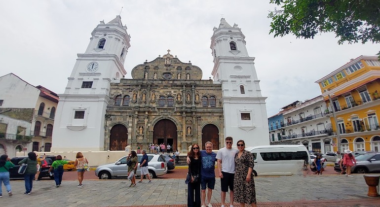 Casco Viejo Uncovered: History, Pirates & Secret Plazas Free Tour Provided by Ricardo Guerra