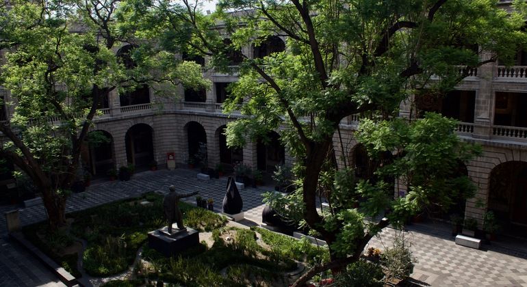 Art & History Free Tour in the Heart of Mexico City Mexico &mdash; #6