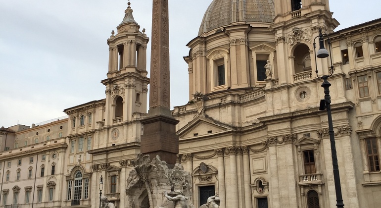 Tour gratuito das praças e fontes de Roma