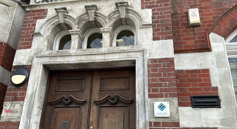 Southampton Love Walk: Self Guided Exploration Game  England &mdash; #5