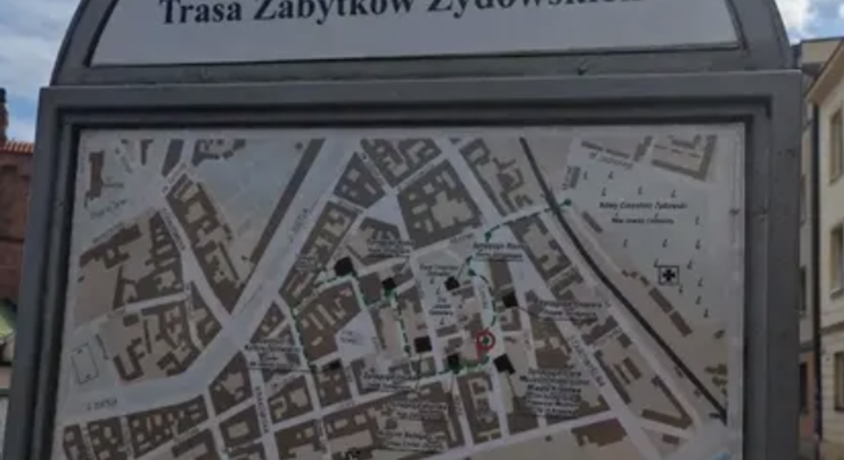 Jewish Kraków Tour: Kazimierz, Spielberg's Sites & the Ghetto by Kate Poland &mdash; #23