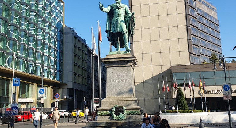 Altstadt Von Pest Und Dounaupromenade Bereitgestellt von Ildiko Meszaros