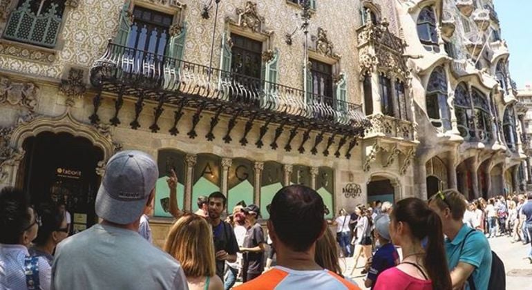 Gaudí, Sagrada Familia & Modernism Free Tour