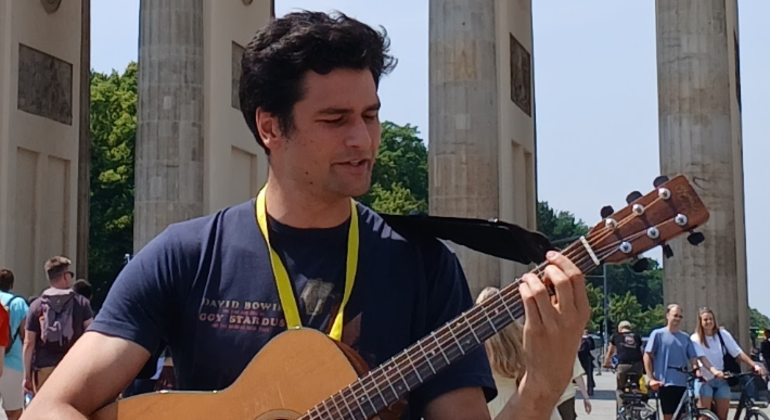 Bohemian Paris through Music: LIVE Music Tour France &mdash; #2