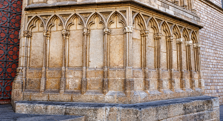 Tour Guiado: Barcelona Medieval del Barrio del Born España &mdash; #7