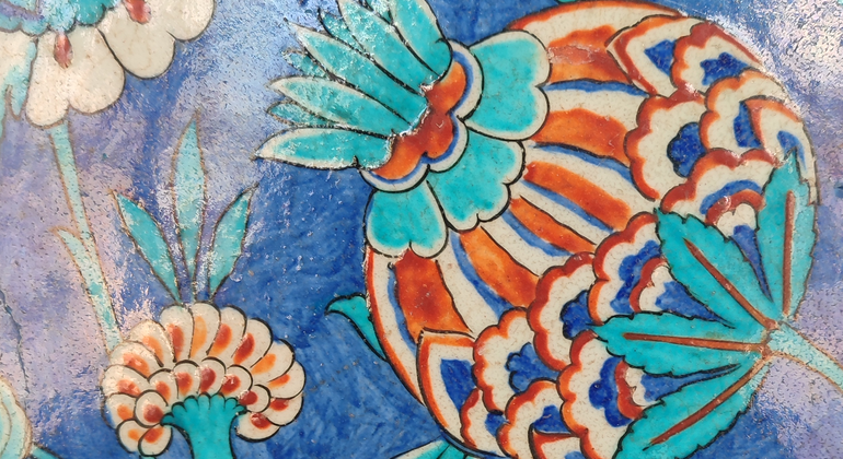 Istanbul: Paint Your First İznik Tile with a Local Artist Turkey &mdash; #2