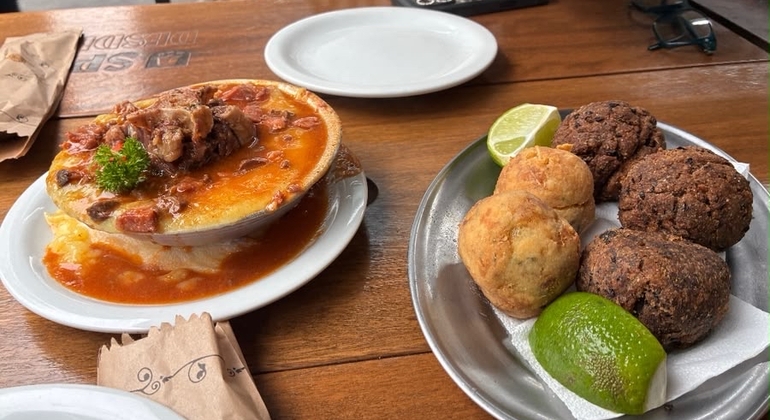 Rio’s Little Africa: Food Walk & History in Local Restaurants Provided by Free Walker Tours