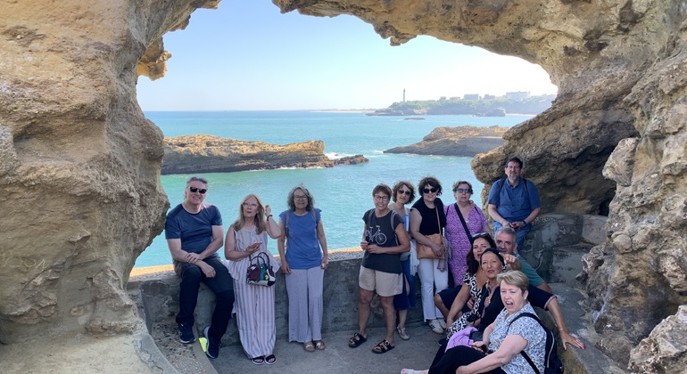 biarritz-walking-tour-surf-heritage-sea-legends-en-3