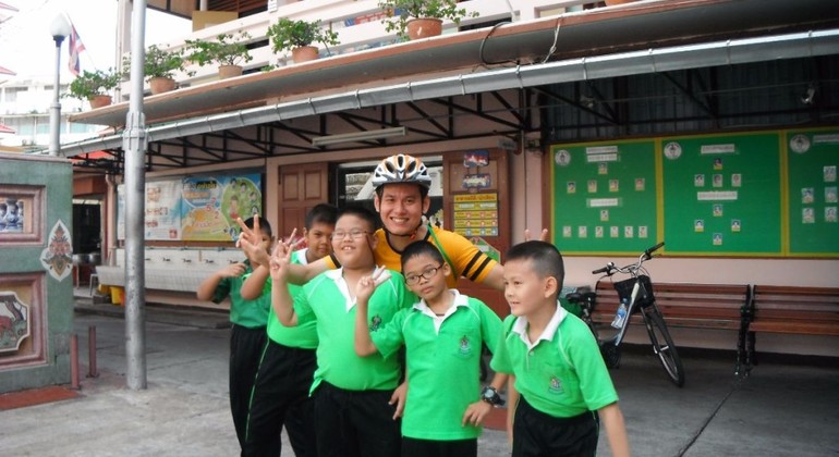 go-pink---bangkok-chinatown-tour-en-2