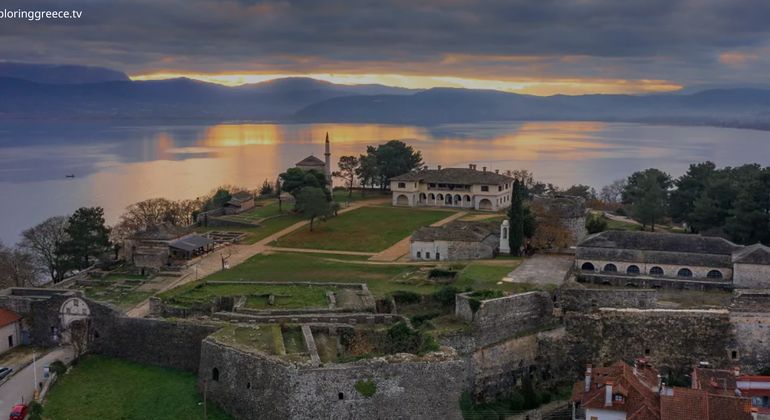 Visita guiada gratuita a pie por Ioánina: el castillo y sus historias