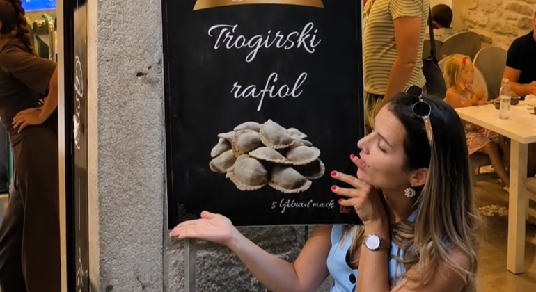 Kostenloser Stadtrundgang durch Trogir: Wo Geschichte auf das lokale Leben trifft Kroatien &mdash; #2