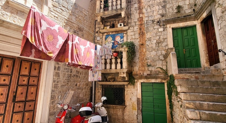 Kostenloser Stadtrundgang durch Trogir: Wo Geschichte auf das lokale Leben trifft Kroatien &mdash; #4